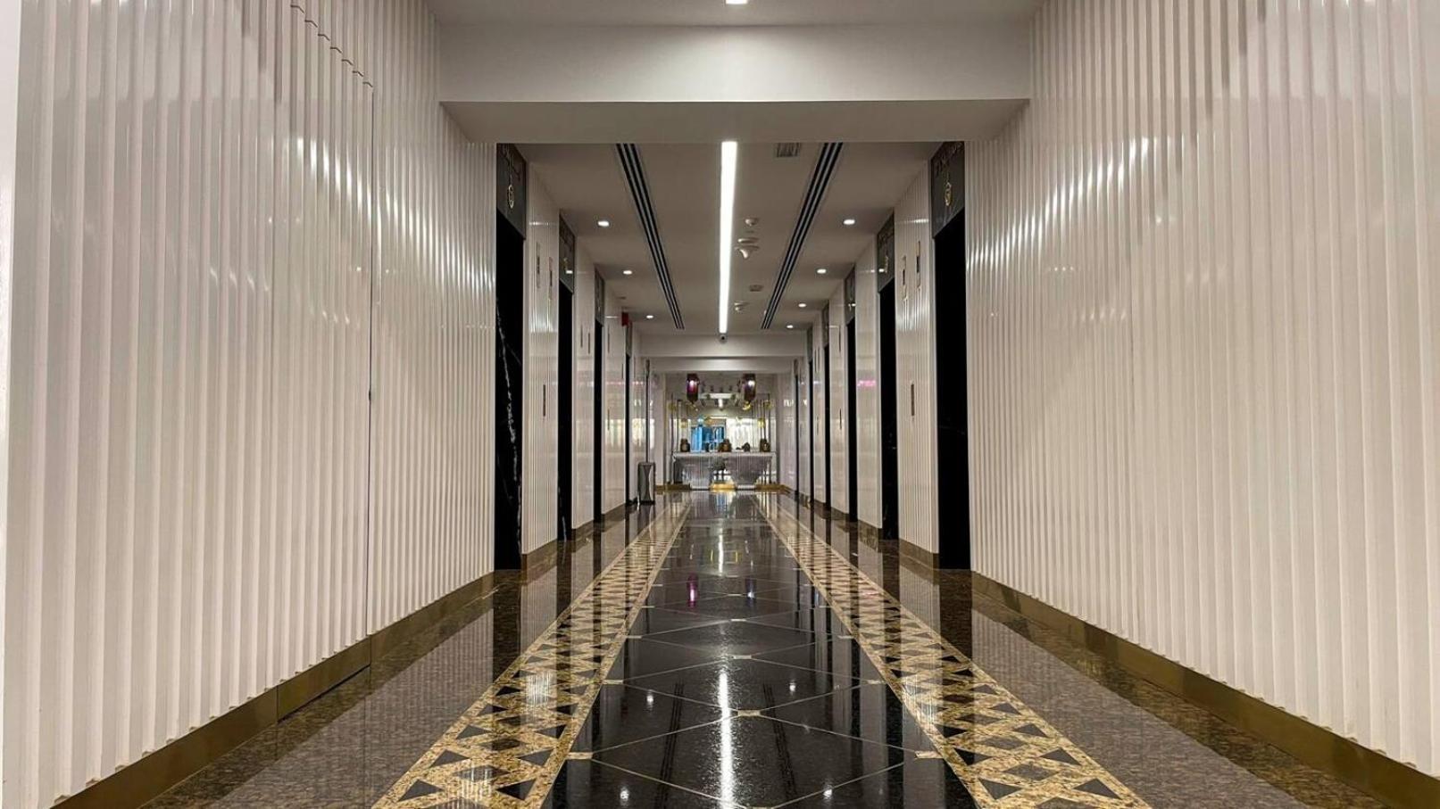 Апартаменты The Penthouse On 71St Floor Дубай Экстерьер фото